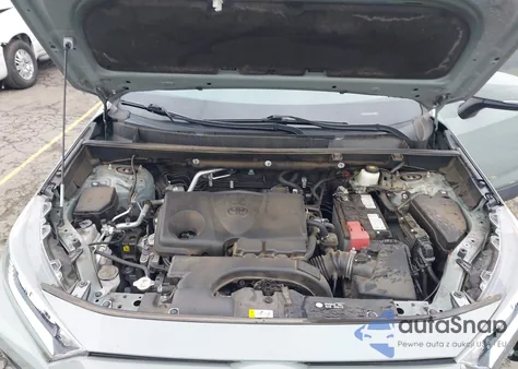 2021 Toyota Rav4 Xle z USA, uszkodzony, nr VIN 2T3P1RFV8MC145311